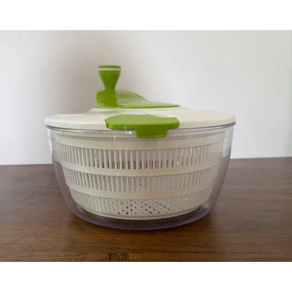 Mainstays Salad Spinner 4 Quart Green Easy Spin Rotary Handle